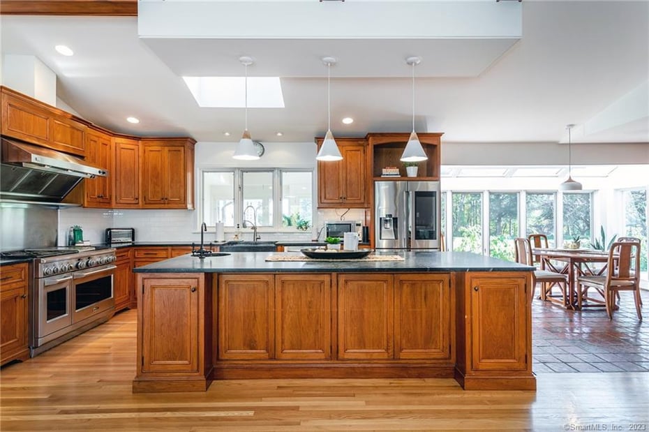 27 Trotta Lane Photo 13