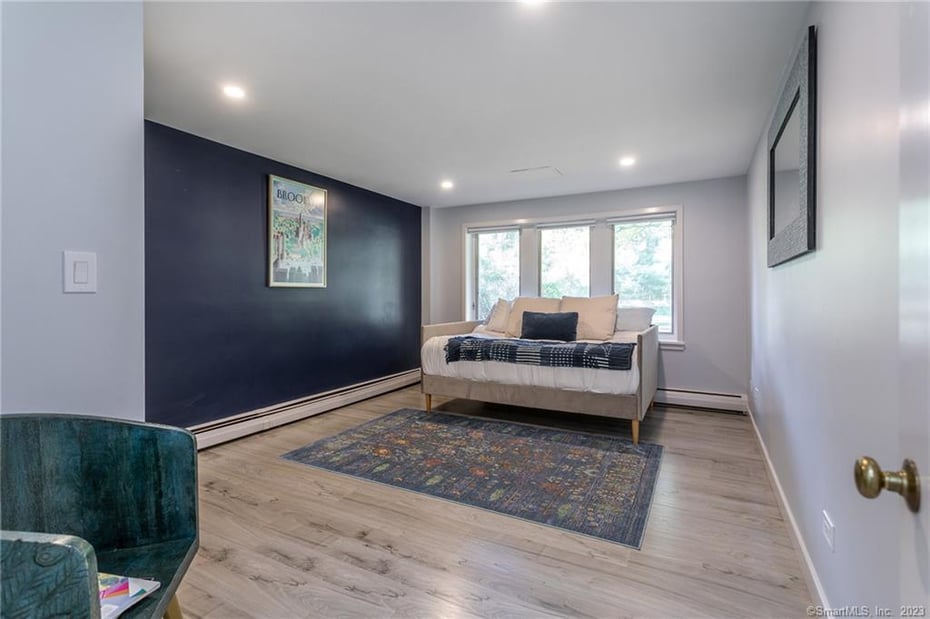 27 Trotta Lane Photo 38
