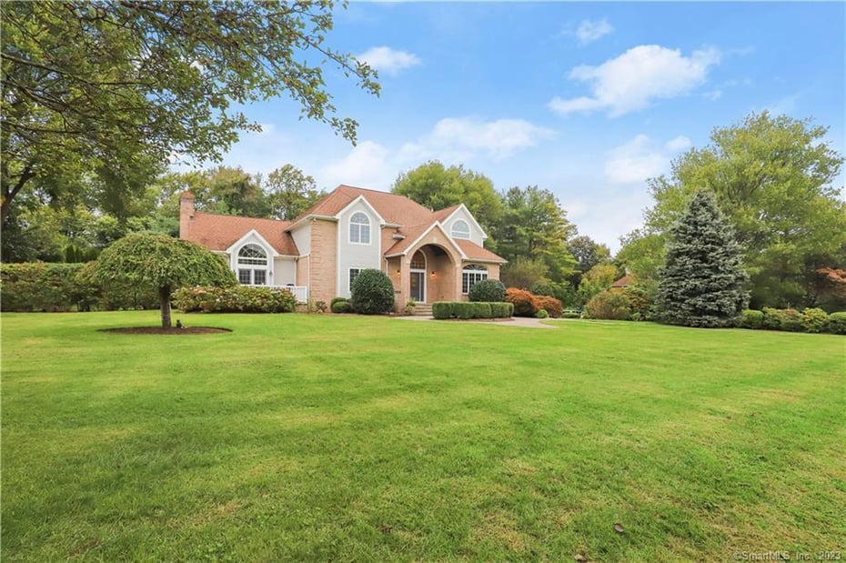 42 Munko Drive Photo 2