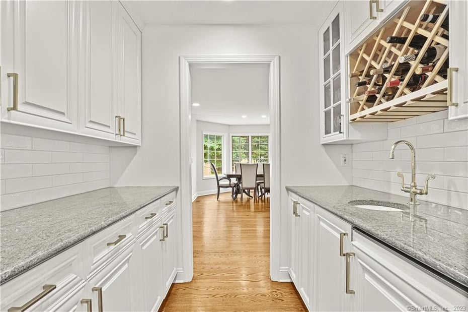 42 Munko Drive Photo 9