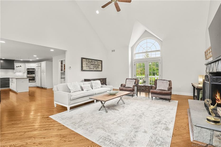 42 Munko Drive Photo 12