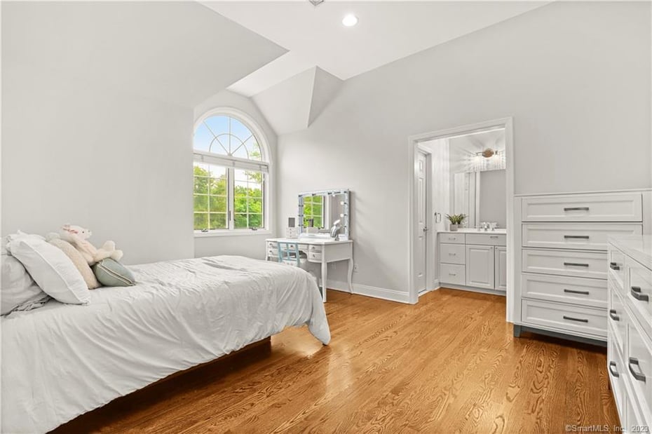 42 Munko Drive Photo 27