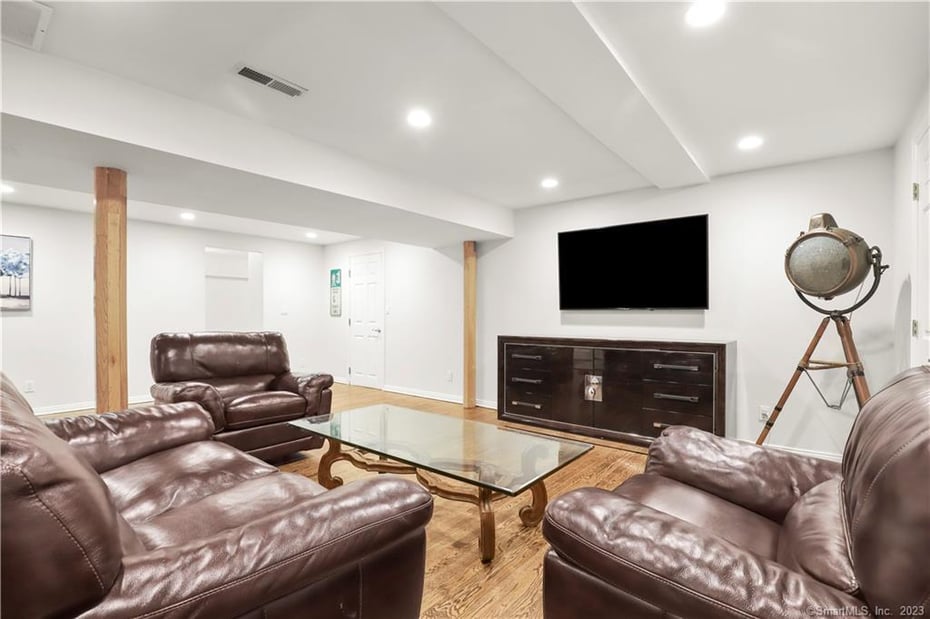 42 Munko Drive Photo 29