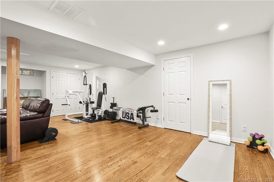 42 Munko Drive Photo 31