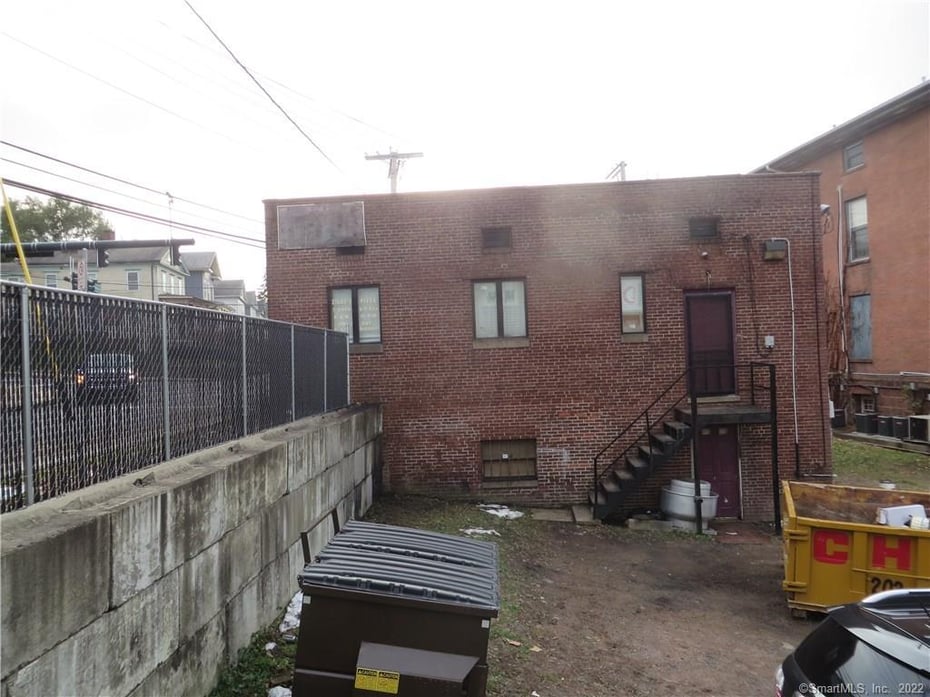 36 East Grand Avenue Photo 12