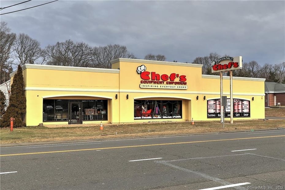 449 Boston Post Road Photo 1