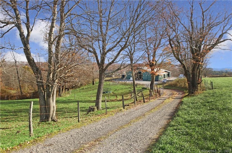 1 Woodchuck Lane Photo 14