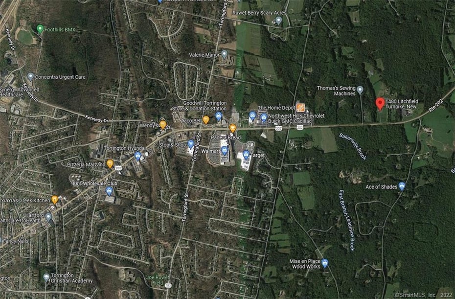 1480 Litchfield Turnpike Photo 4