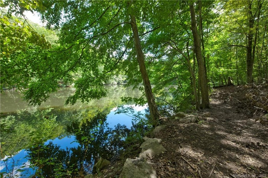 0 Riverbank Road Photo 8