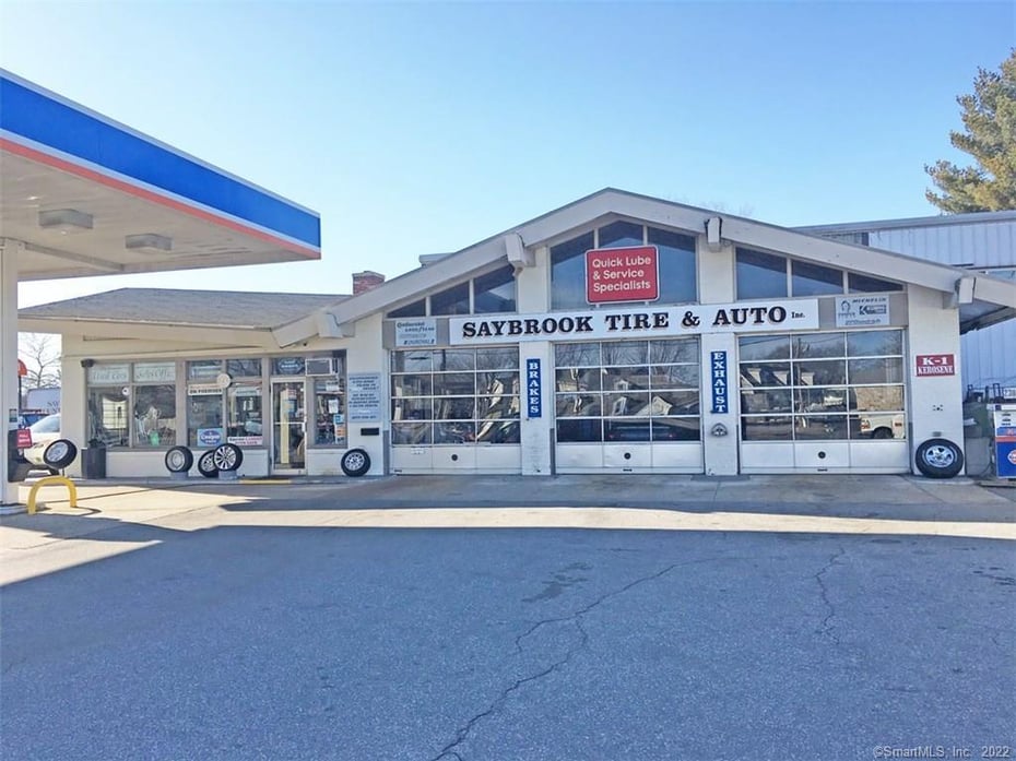 621 Boston Post Road Photo 1