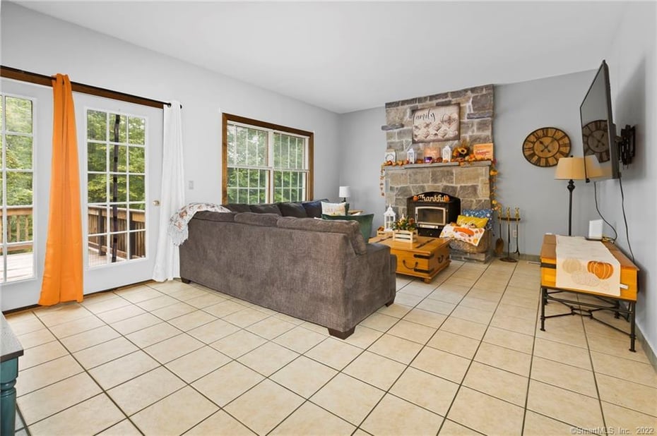 111 40 Acre Mountain Road Photo 5