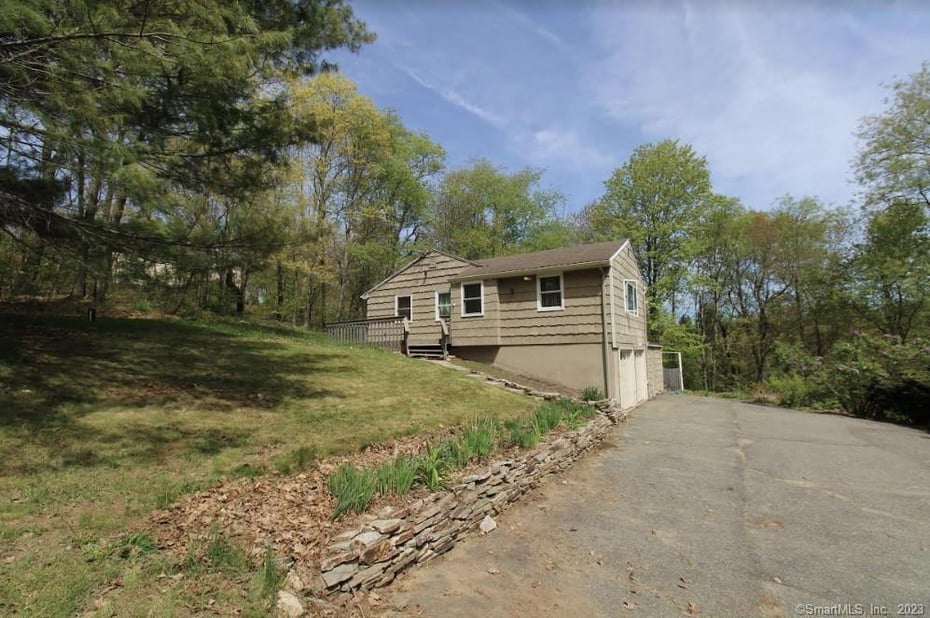 85 Shafer Road Photo 2