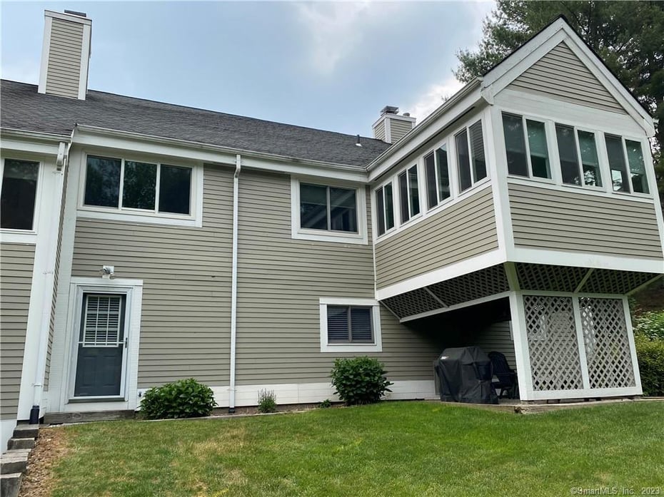 22 Legend Hill Road Photo 3