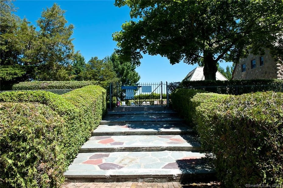 22 Legend Hill Road Photo 39