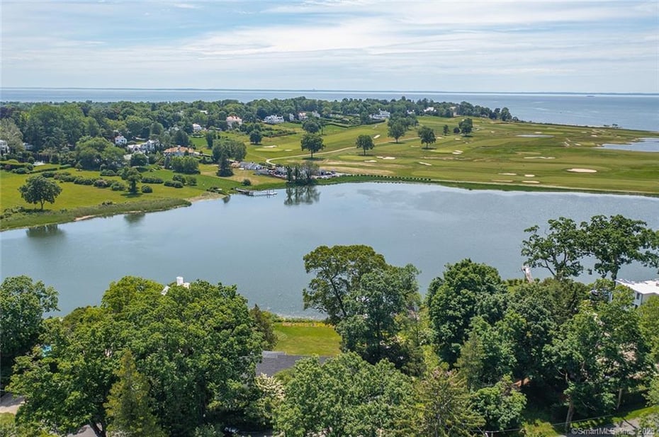 319 Harbor Road Photo 2