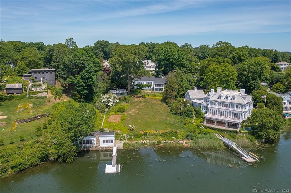 319 Harbor Road Photo 5