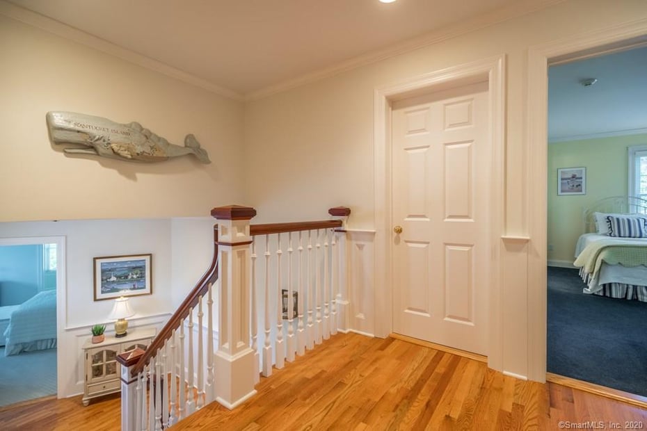 9 Thomas Place Photo 19