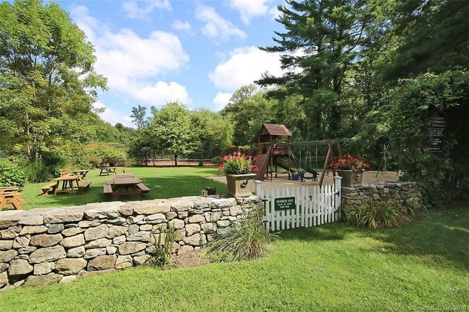 15 Bridge Road Photo 1