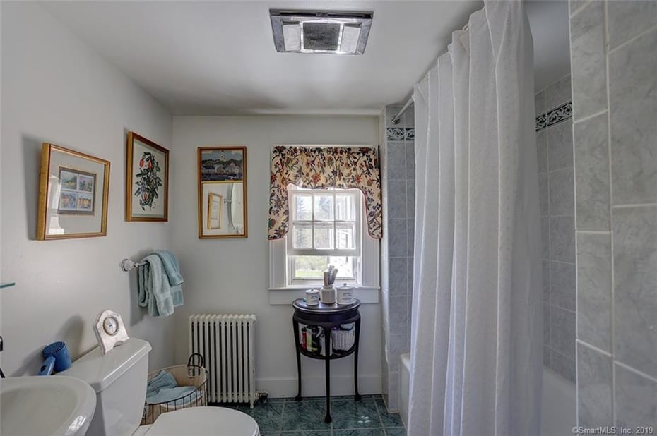 144 Litchfield Road Photo 24