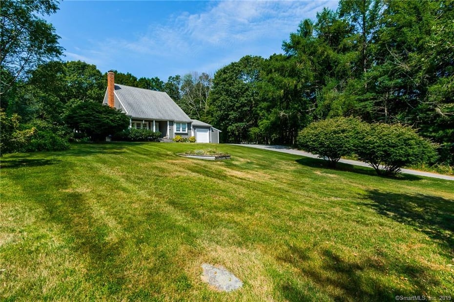 525 Killingworth Road Photo 1