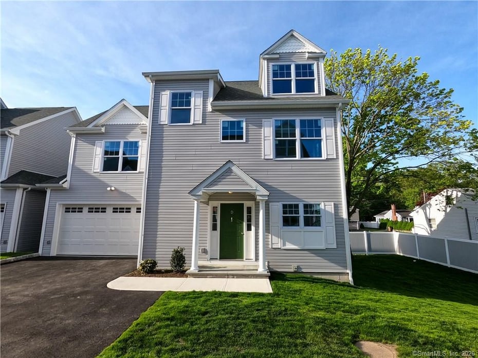 604 Newfield Ave House D Photo 1