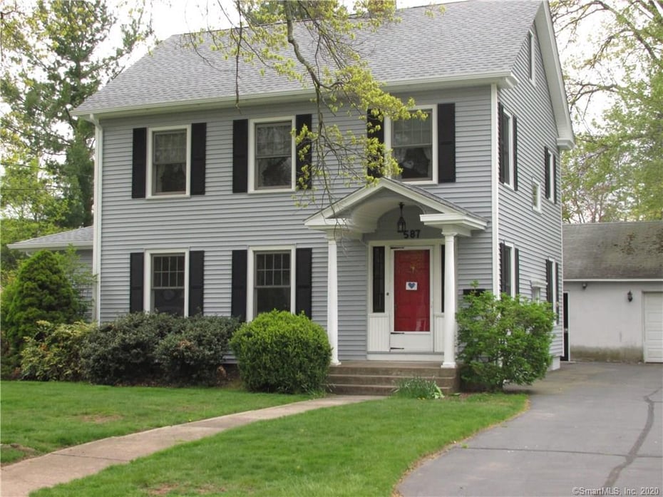 587 Maple Hill Avenue Photo 1