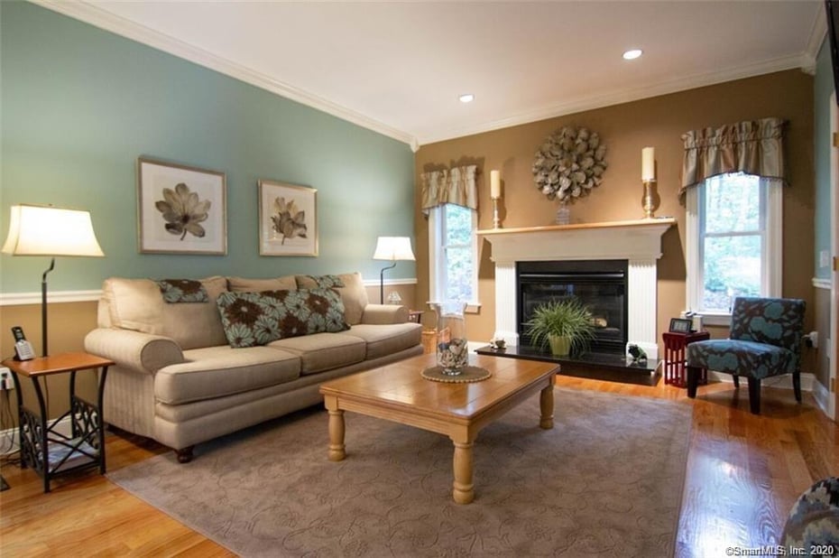 44 Tuttle Court Photo 4