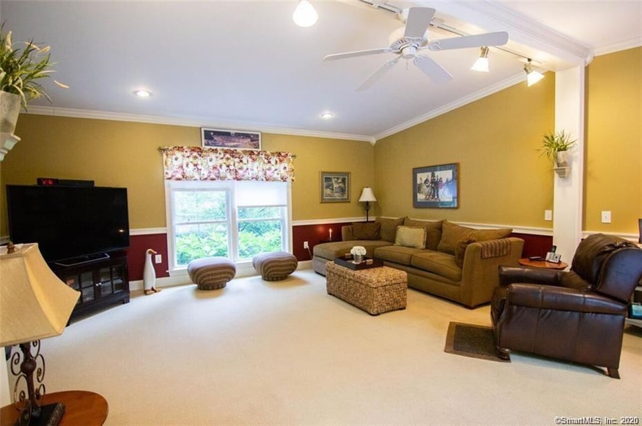 44 Tuttle Court Photo 17