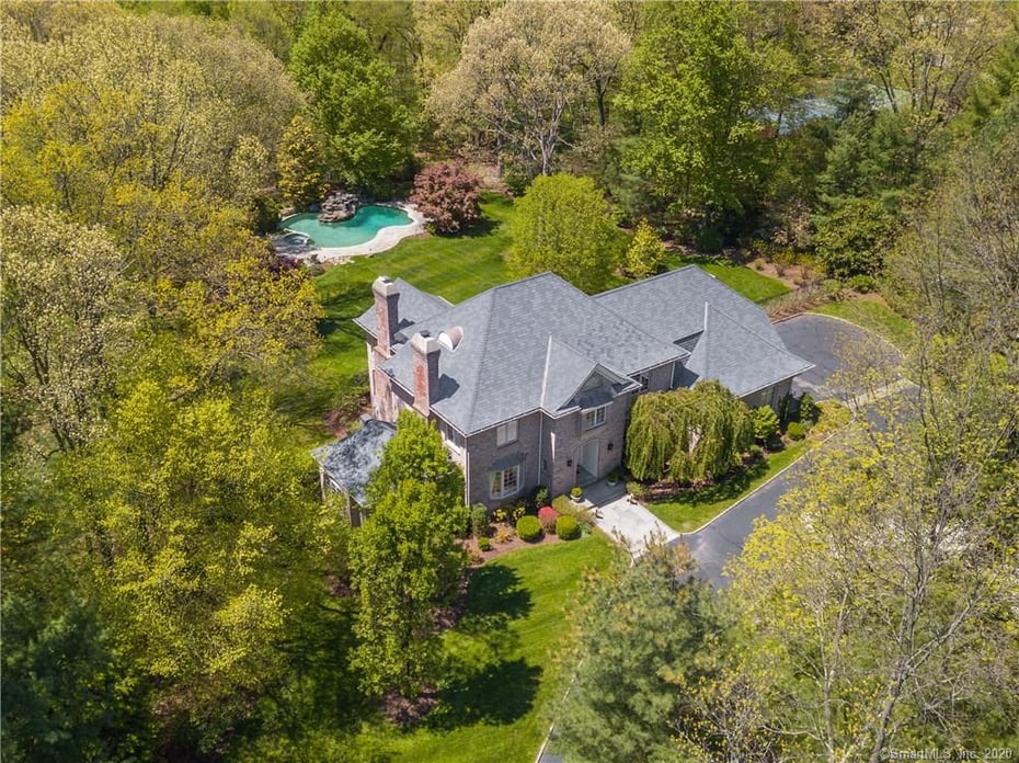 731 Hollow Tree Ridge Road Photo 1