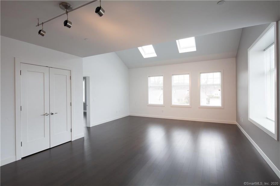 16 Cross Street #206 Photo 3