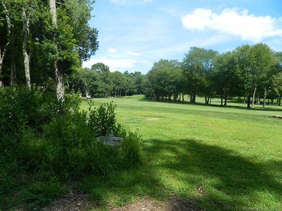 39 Buttonball Road Photo 1