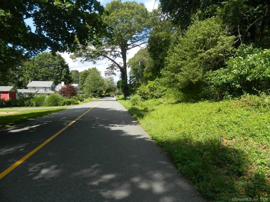 39 Buttonball Road Photo 19