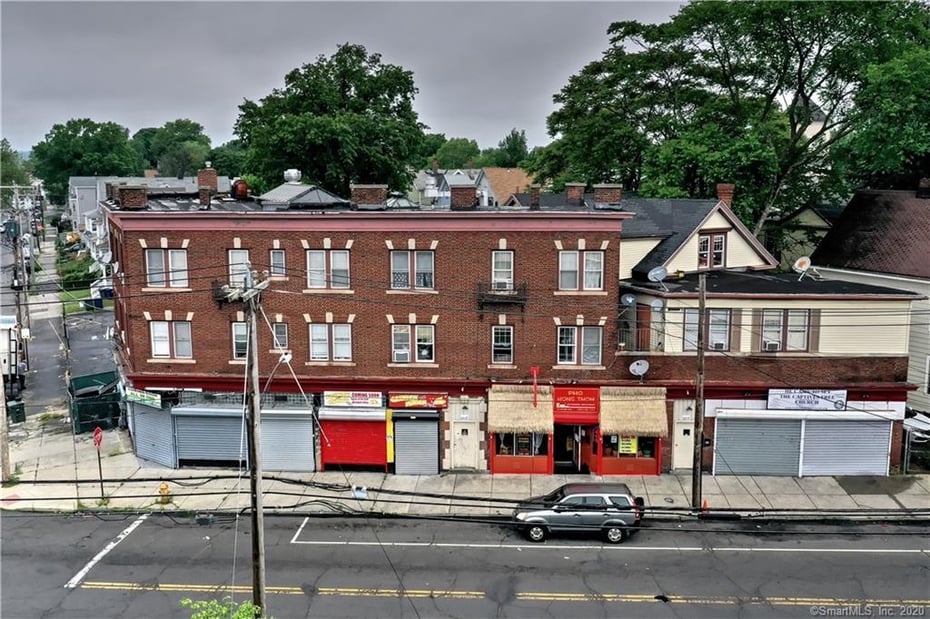 50 Wood Avenue Photo 1