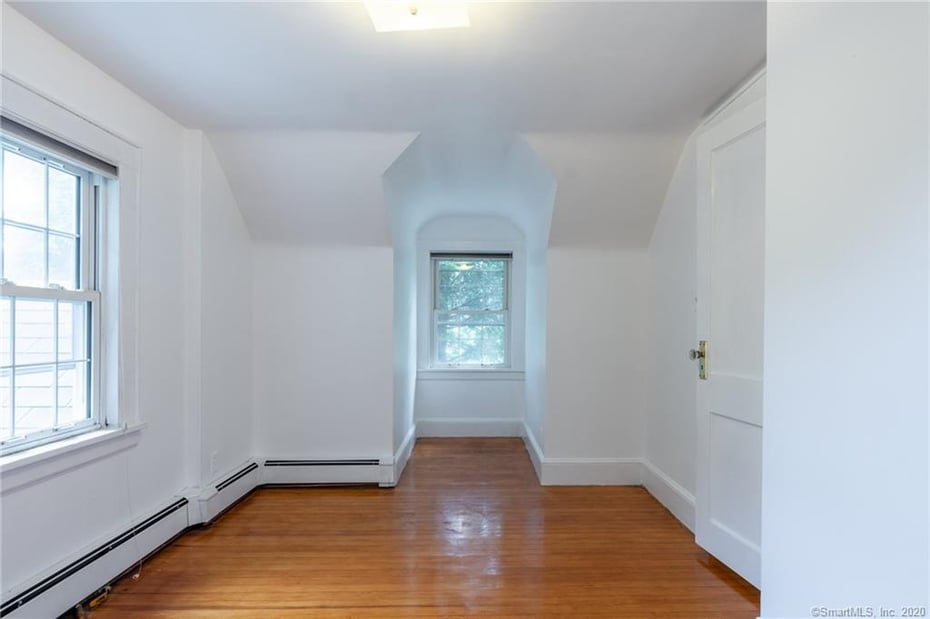 122 Tunxis Hill Cut Off Photo 1