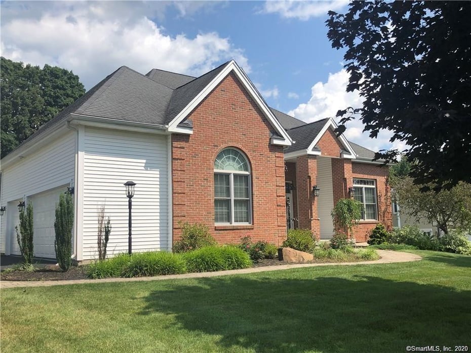 12 Murphy Drive Photo 1
