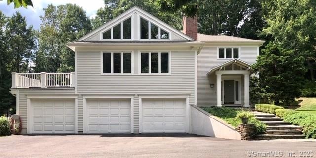 17 Long Hill Drive Photo 1