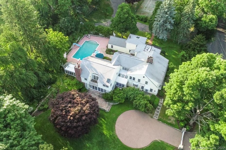 16 North Racebrook Road Photo 1