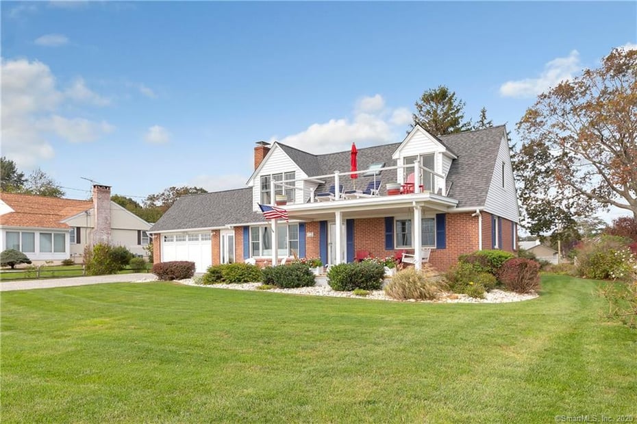 500 Maple Avenue Photo 1
