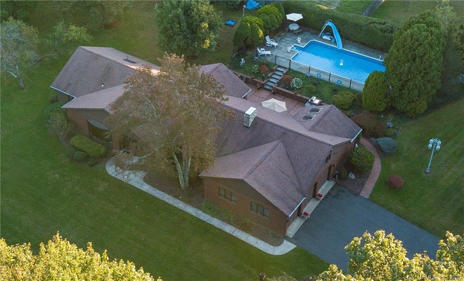19 Ridgecrest Road Photo 1