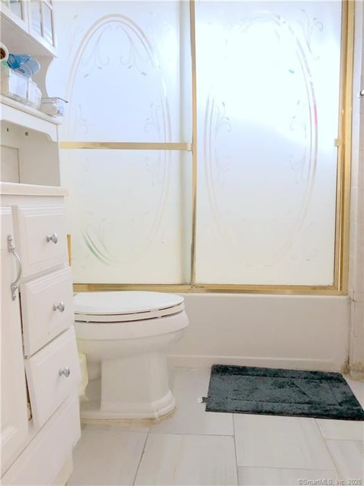 94 Elm Street Photo 13