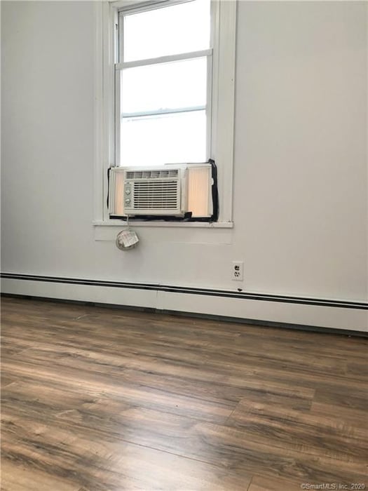 94 Elm Street Photo 14