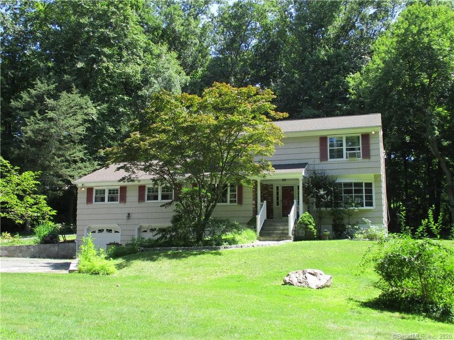 5 Mohackemo Drive Photo 2