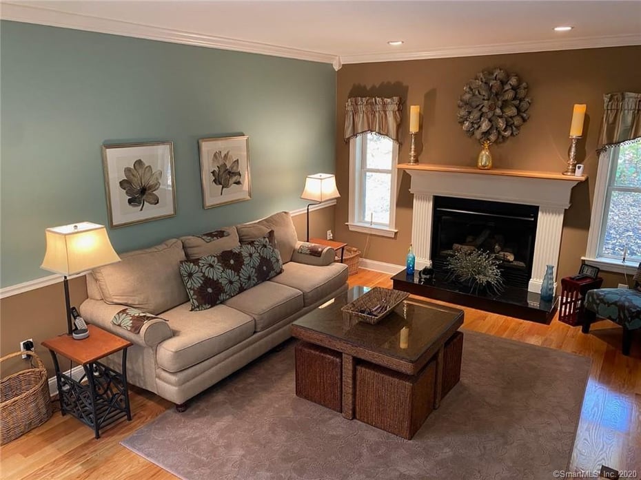 44 Tuttle Court Photo 5