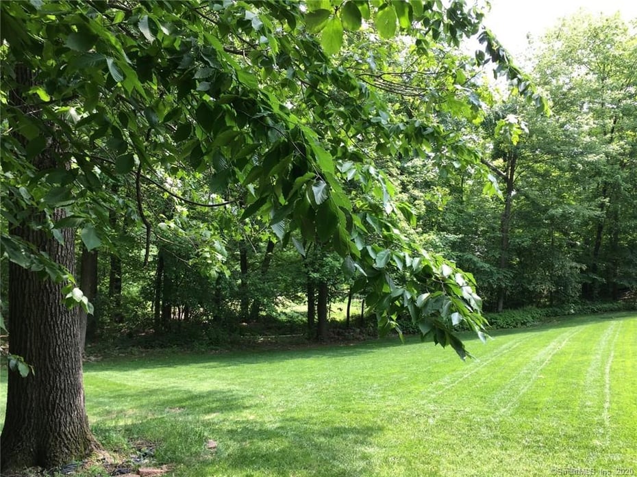44 Tuttle Court Photo 44