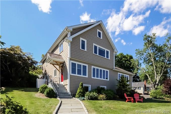 32 Lakeshore North Photo 1