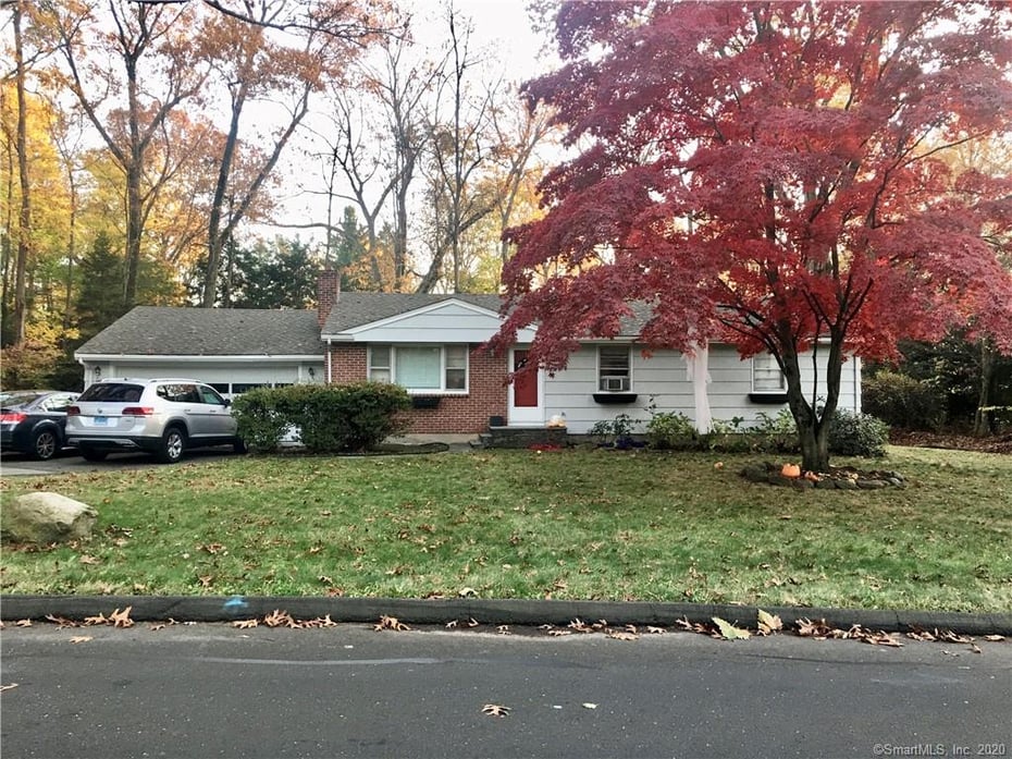 2 Creeping Hemlock Drive Photo 1