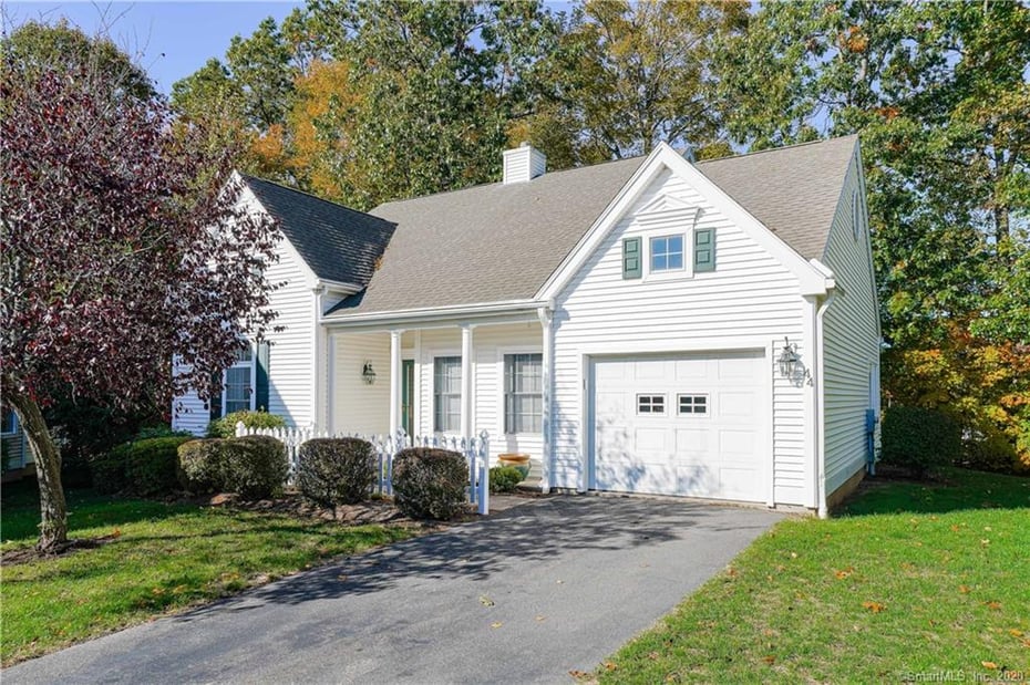 44 Omeara Farm Drive Photo 1