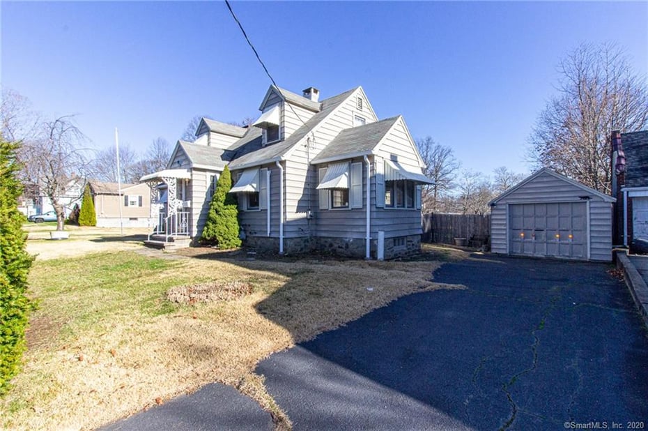 1184 Huntington Road Photo 1