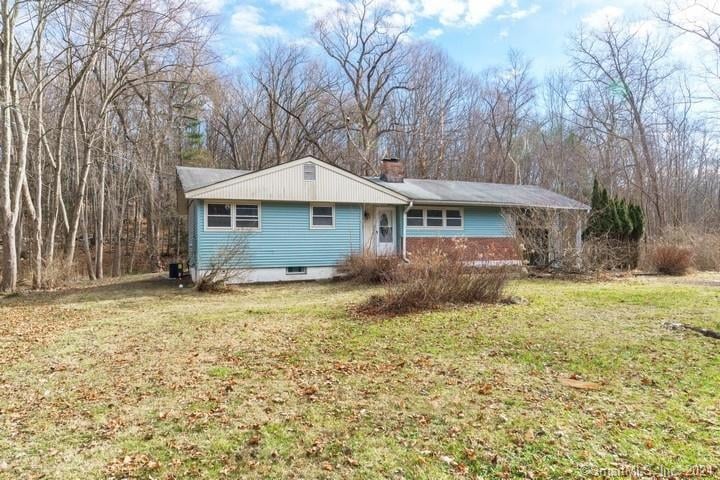 37 Tamarack Drive Photo 1