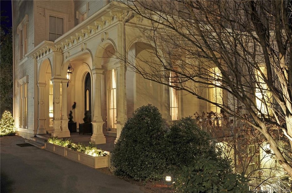 8 Norwich Road Photo 2